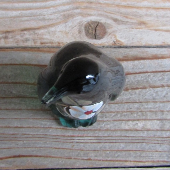 Fenton Glass Spruce Green Penguin Figurine Hand Painted Magnolia Holiday - Picture 6 of 8